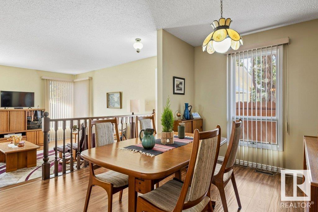 4668 16A AV NW, Edmonton