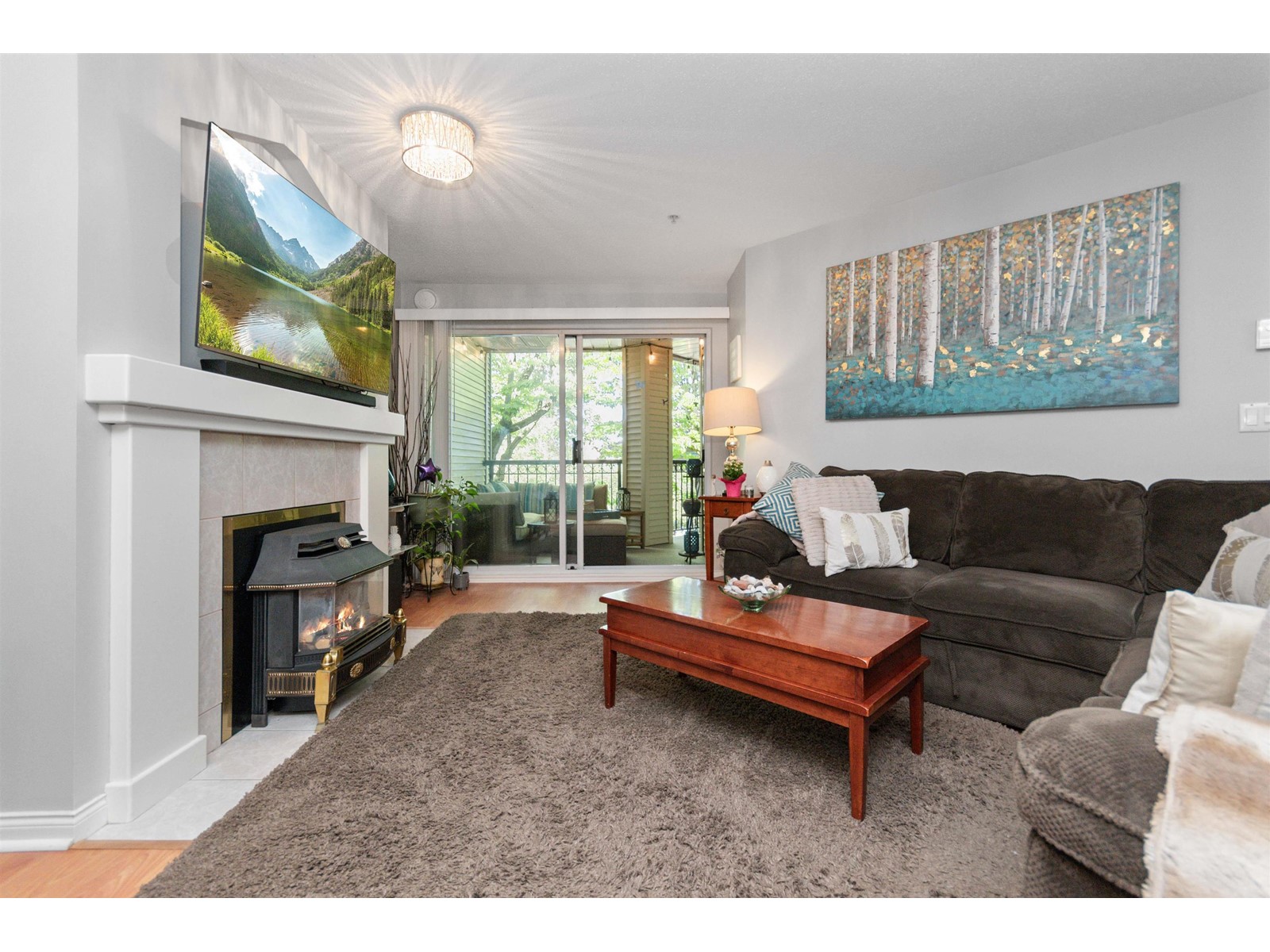 Photo 6 of 202 19528 Fraser Highway, Surrey BC
