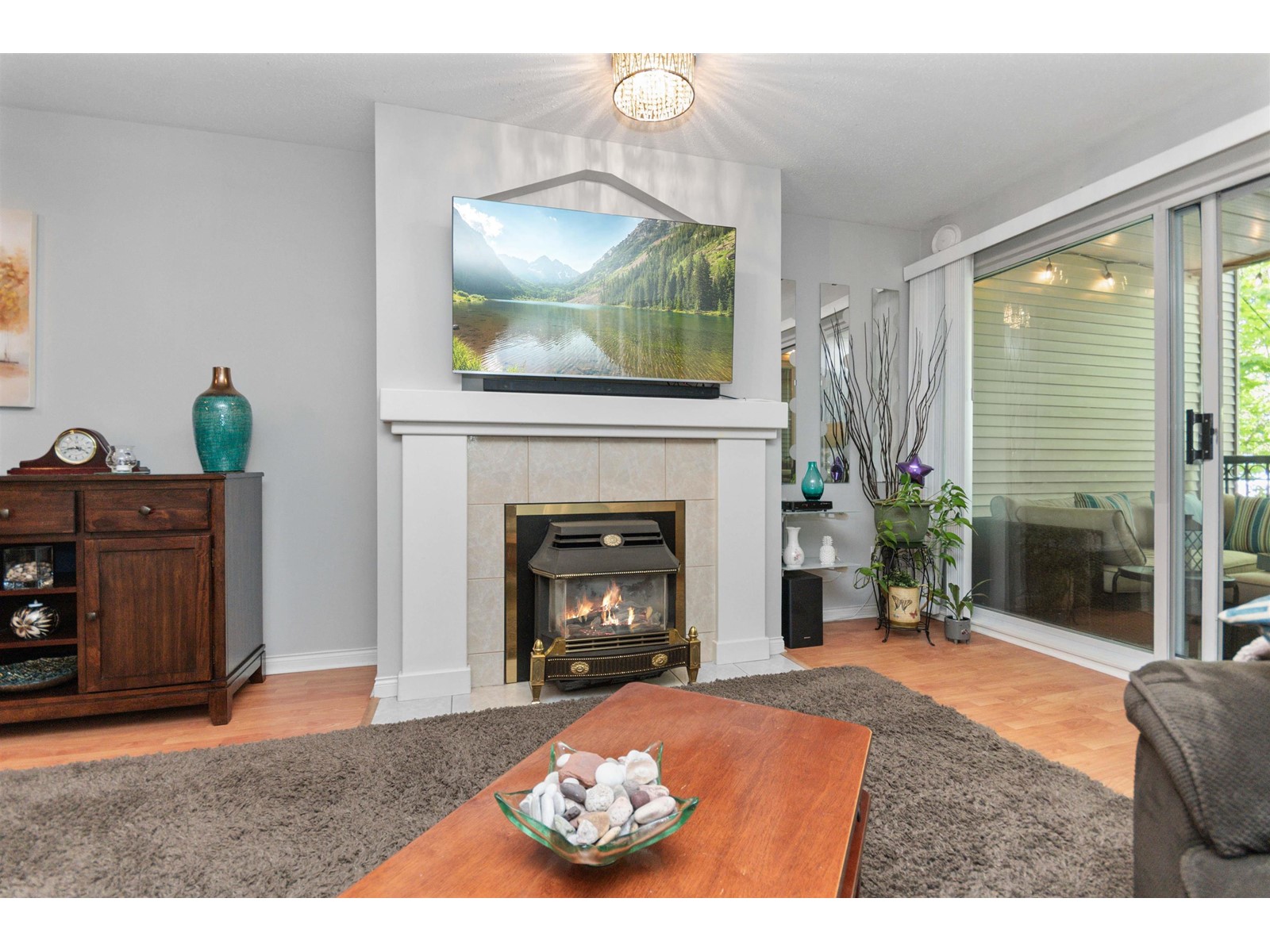 Photo 8 of 202 19528 Fraser Highway, Surrey BC