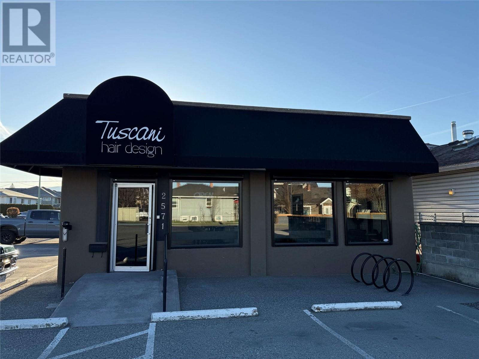 2571 Richter Street, Kelowna