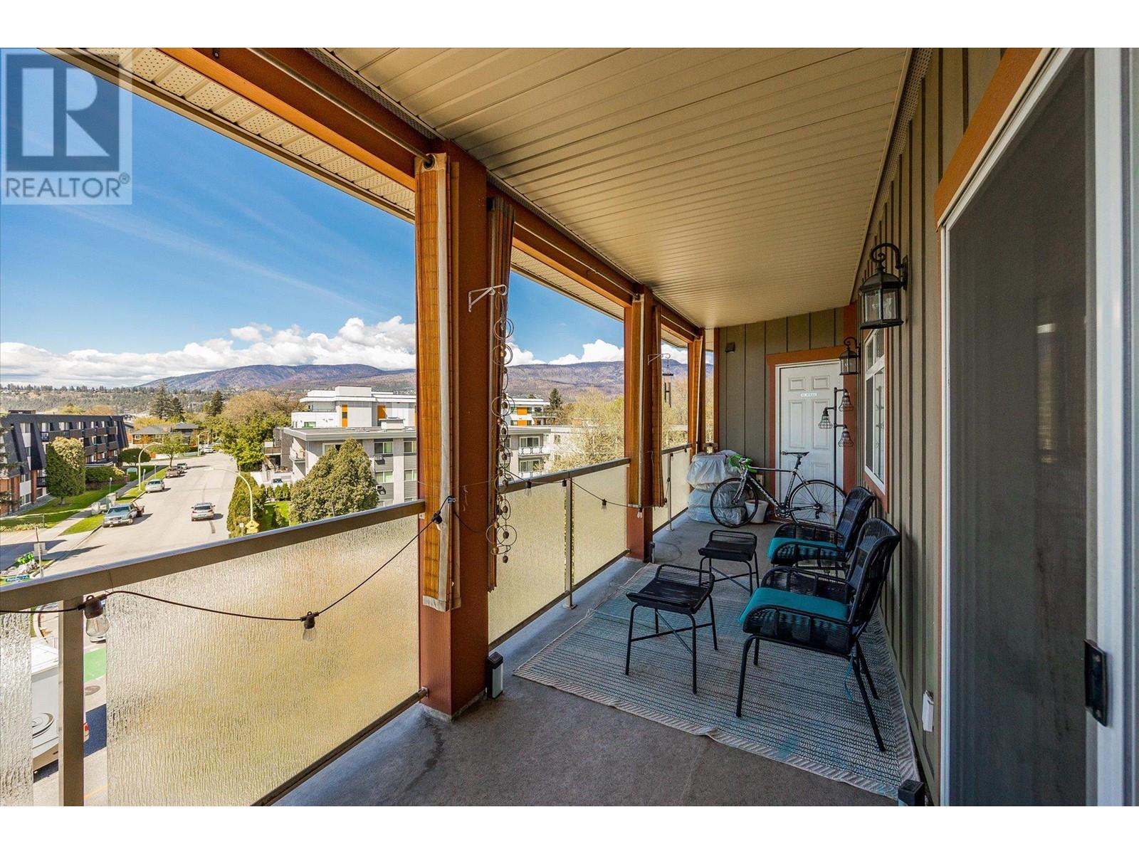 303 1905 Pandosy Street, Kelowna