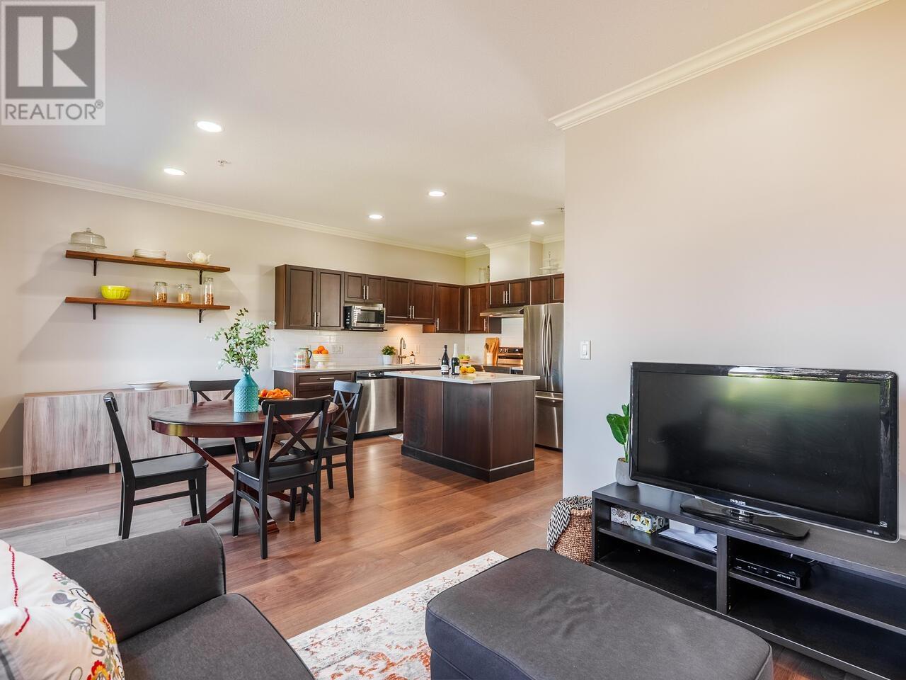 4 3127 SKEENA STREET, Port Coquitlam