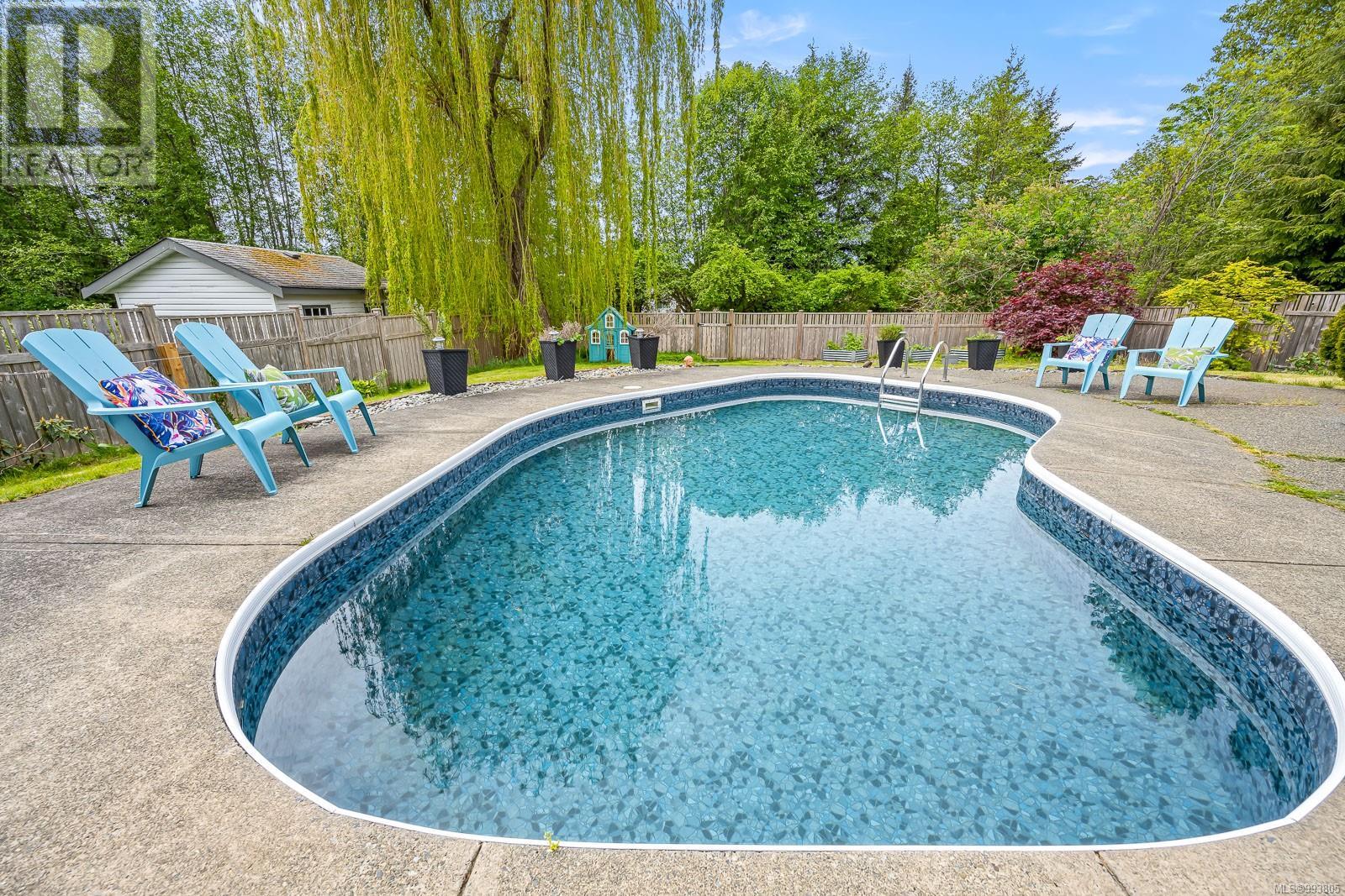 1595 Mallard Dr, Courtenay real estate listing 993805