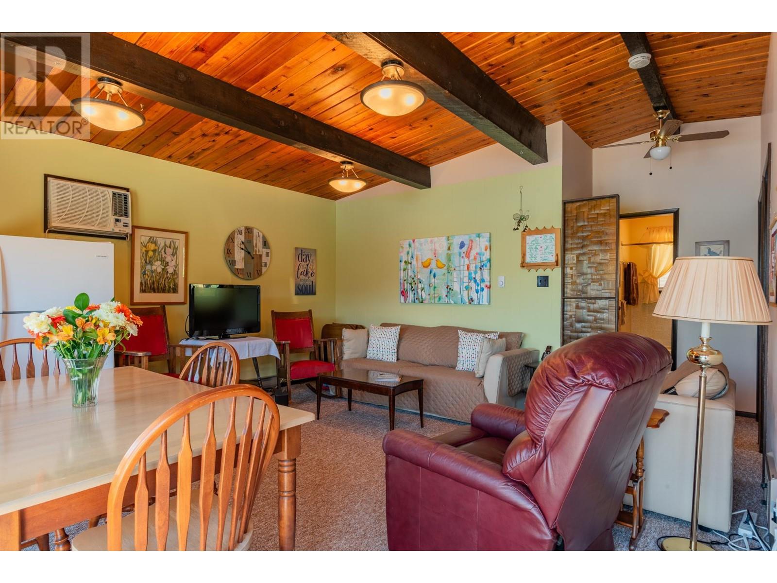 93 EAST LAKE Drive, Christina Lake