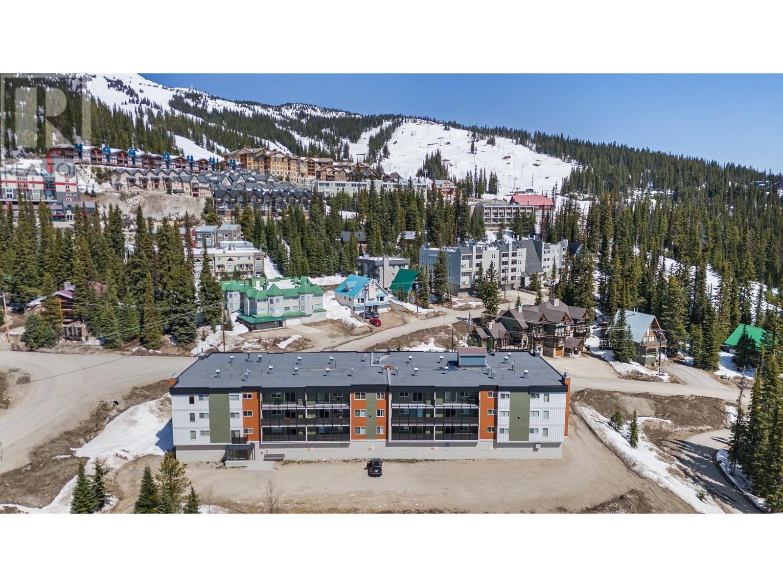 303 6430 Whiskey Jack Road, Big White
