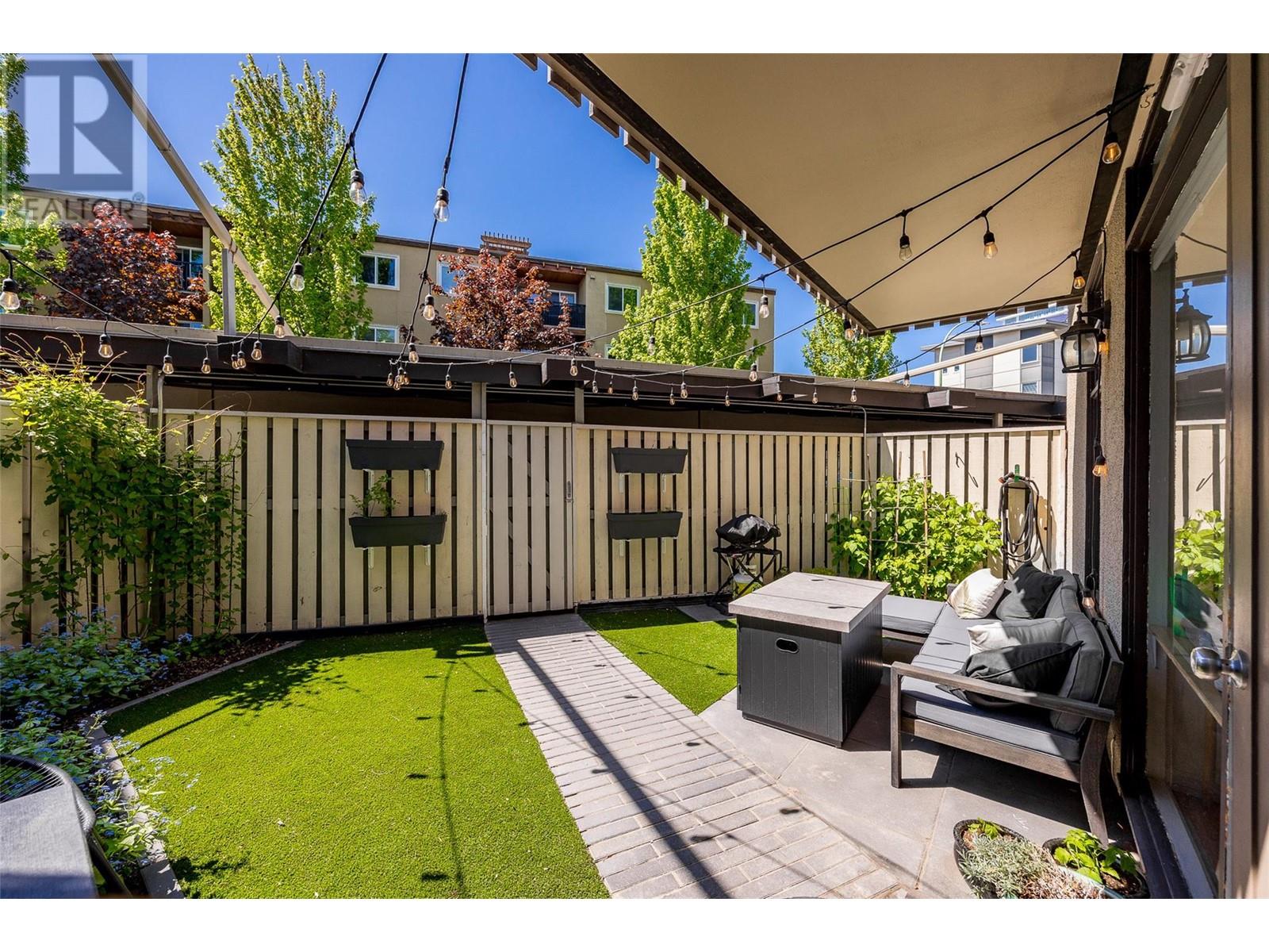 6 353 Boyce Crescent, Kelowna