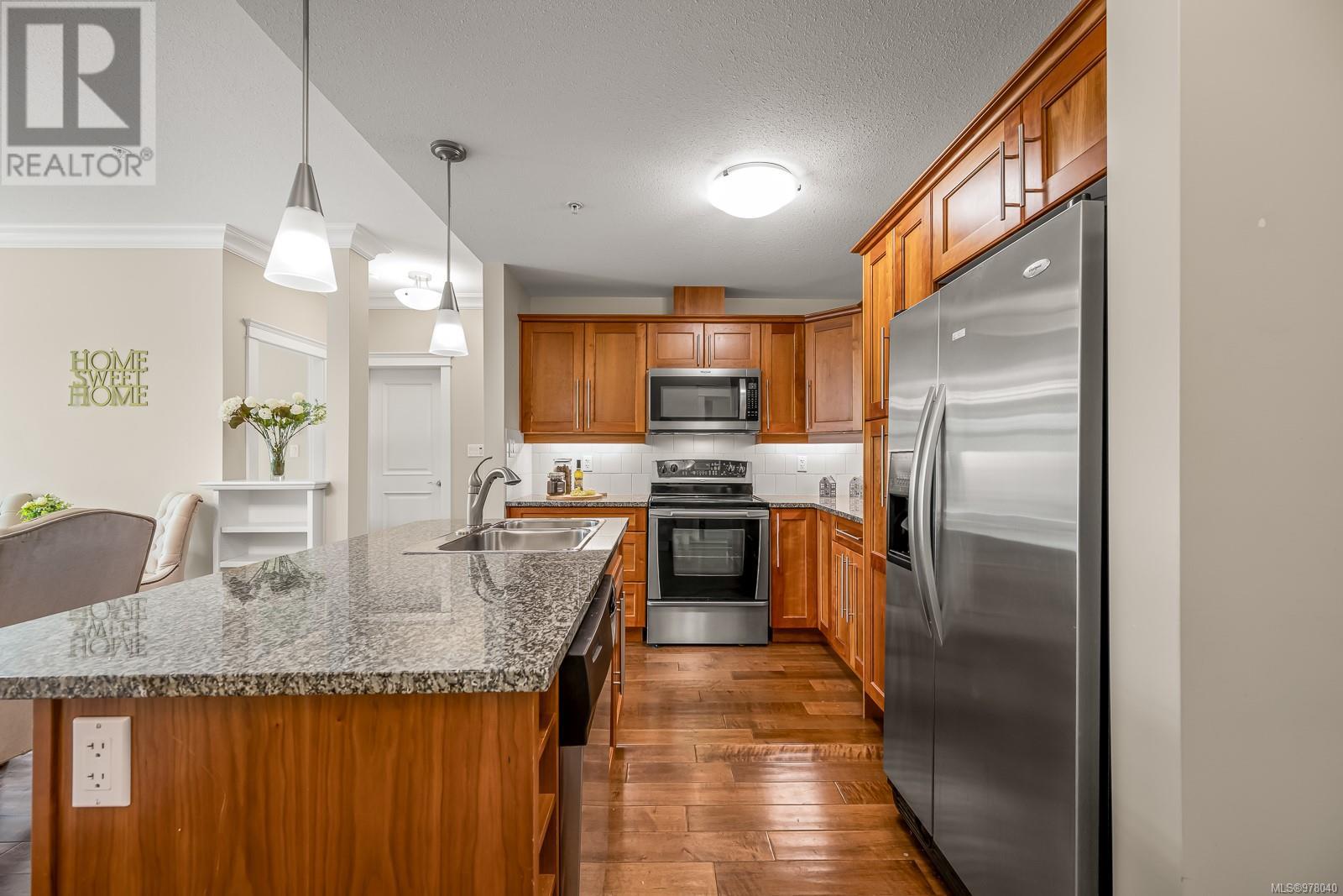 2111 44 Anderton Ave, Courtenay real estate listing 978040