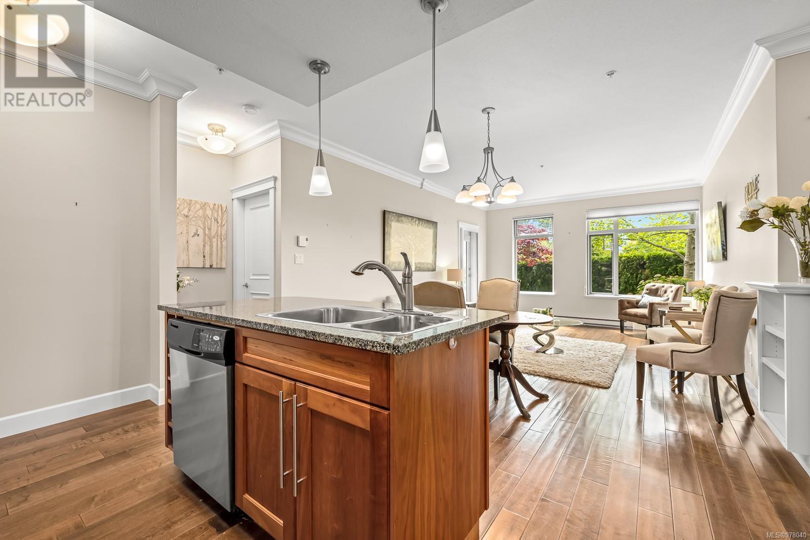 2111 44 Anderton Ave, Courtenay real estate listing 978040