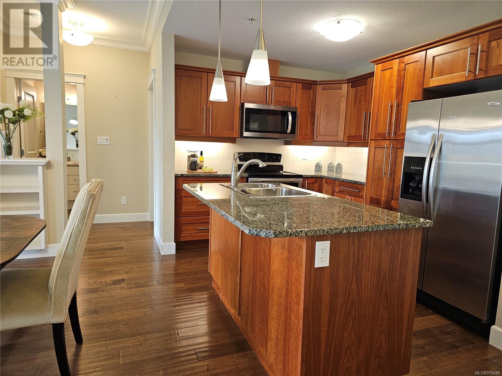 2111 44 Anderton Ave, Courtenay real estate listing 978040