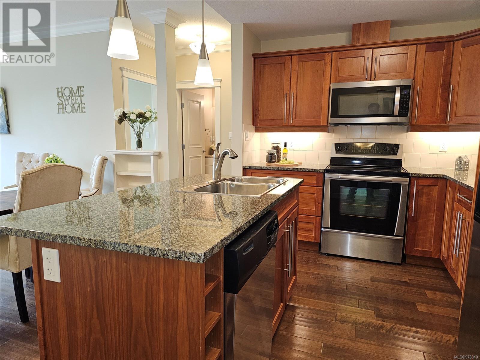 2111 44 Anderton Ave, Courtenay real estate listing 978040