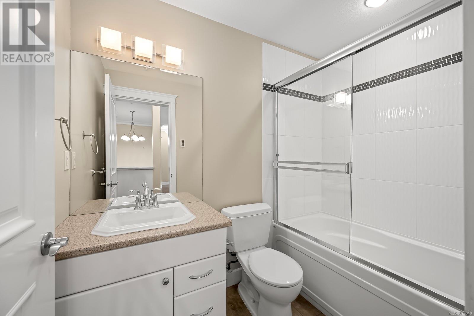 2111 44 Anderton Ave, Courtenay real estate listing 978040