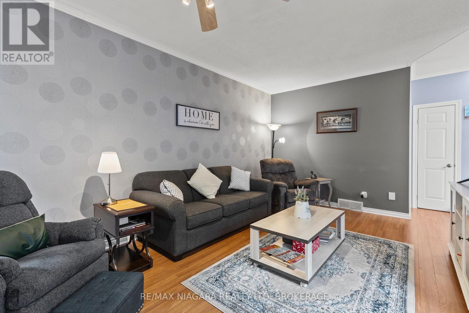 Photo 13 of 143 Welland Road, Pelham ON