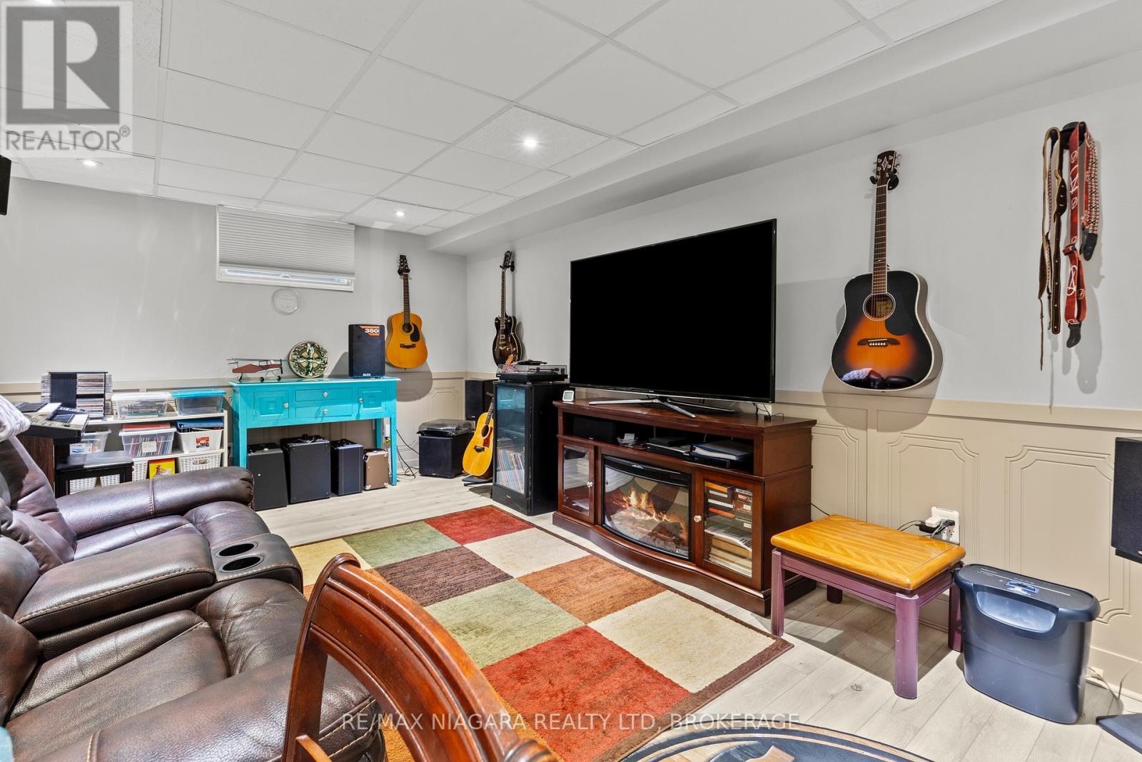 Photo 26 of 143 Welland Road, Pelham ON