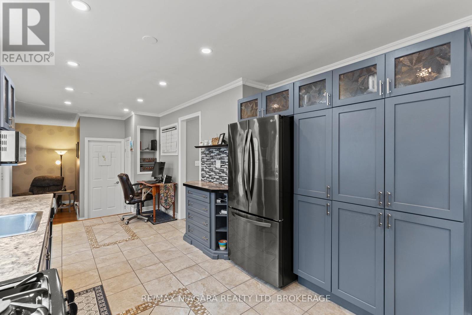 Photo 29 of 143 Welland Road, Pelham ON