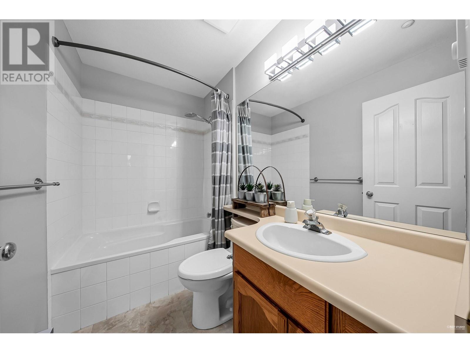25 19060 FORD ROAD, Pitt Meadows