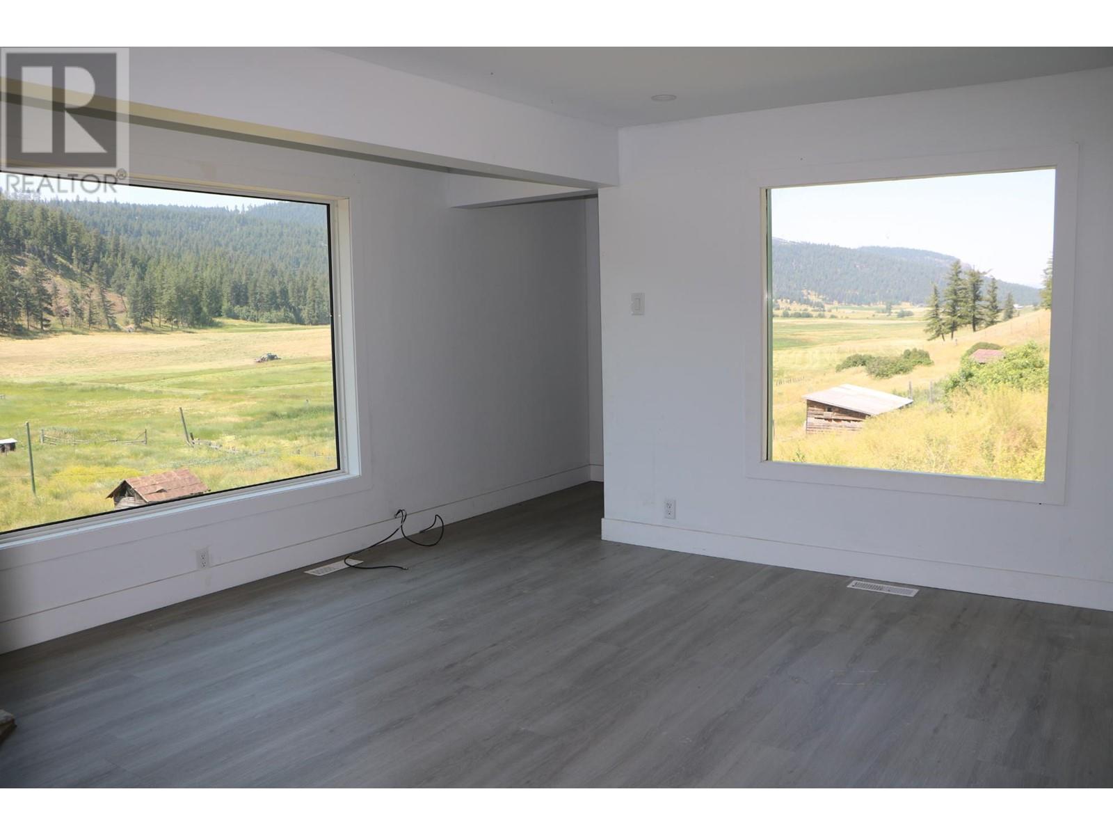 2448 BARNHARTVALE Road, Kamloops