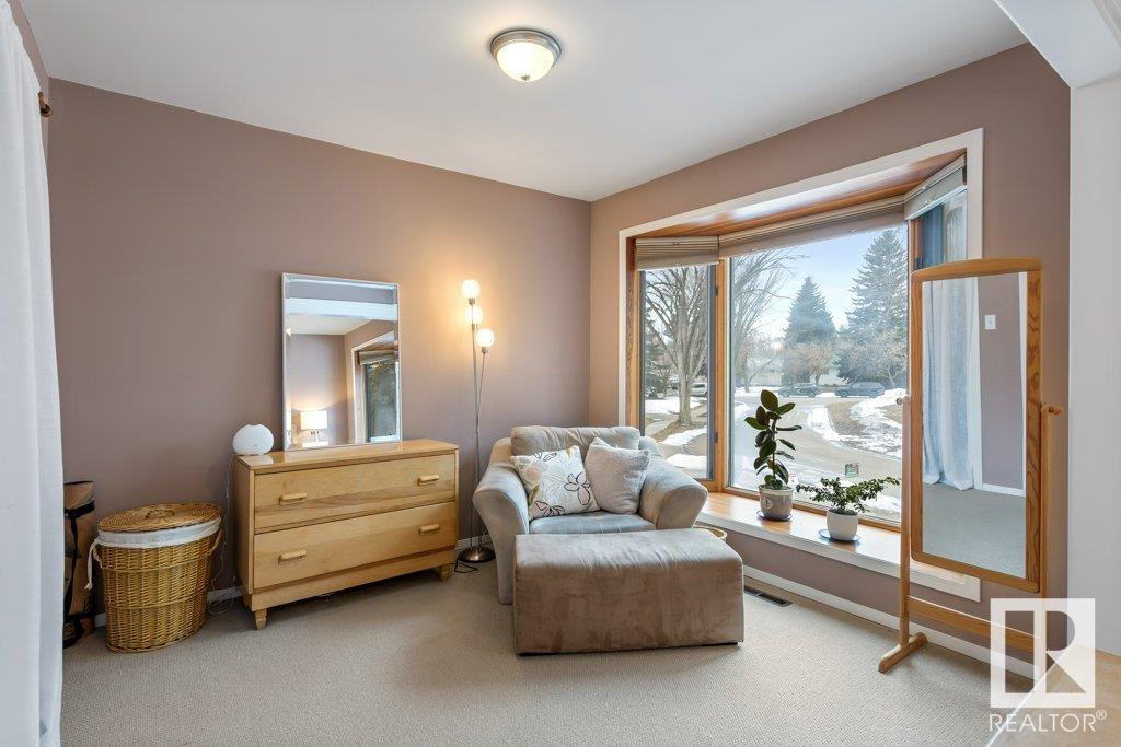 14 SPRUCE CR, St. Albert