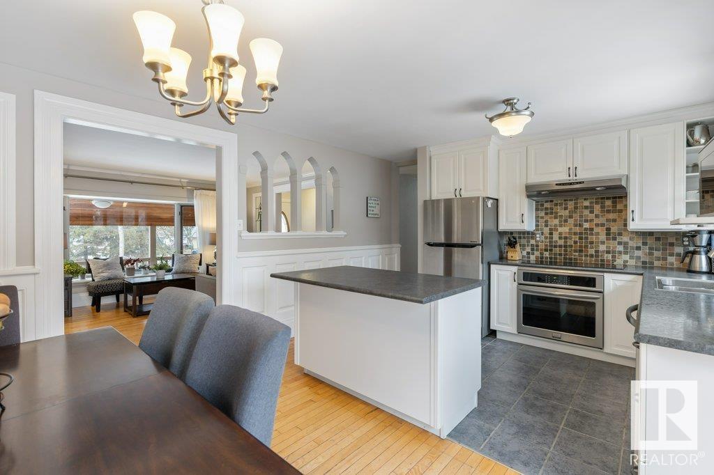 14 SPRUCE CR, St. Albert