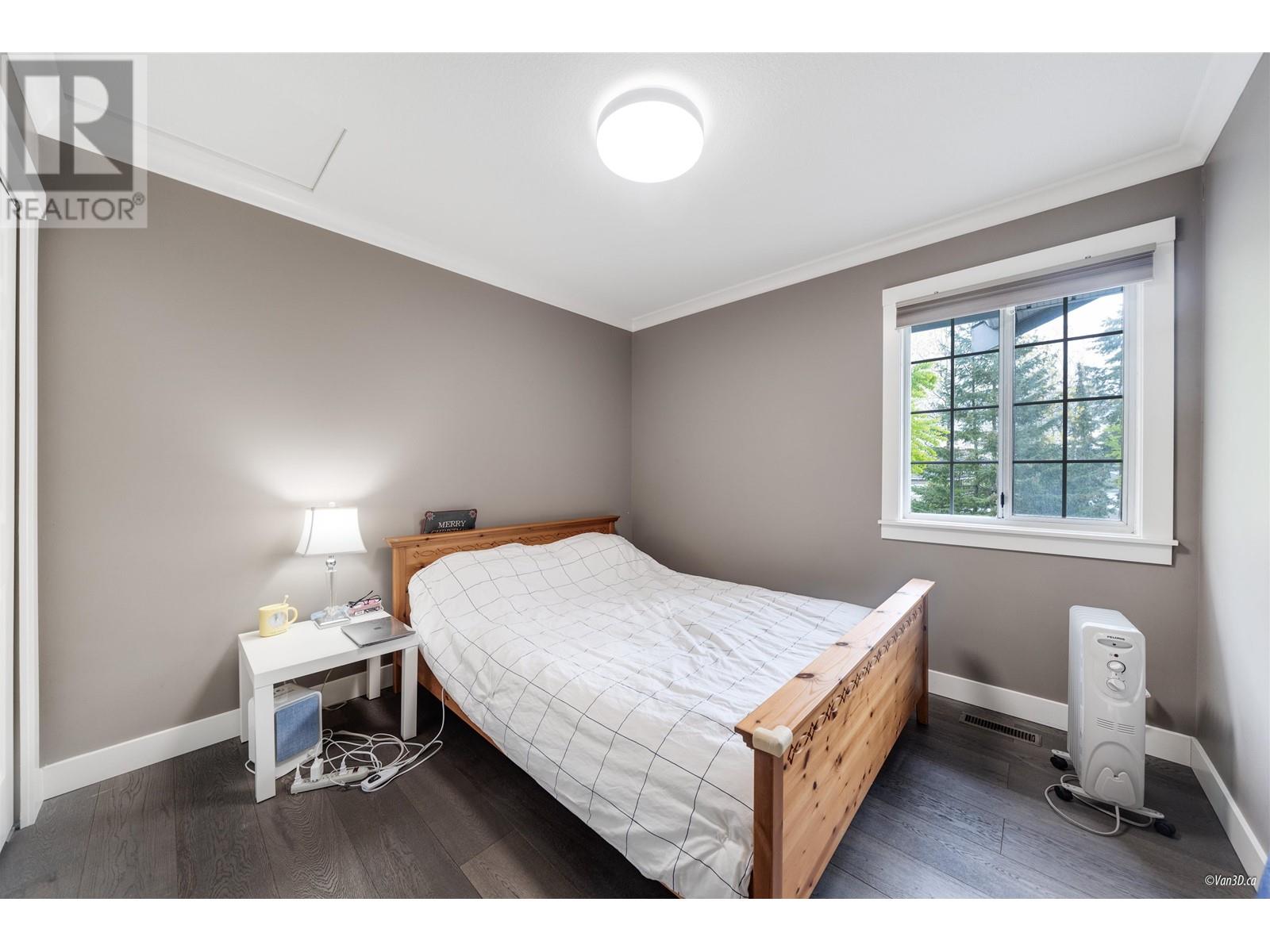 960 GOVERNOR COURT, Port Coquitlam real estate listing R2998833