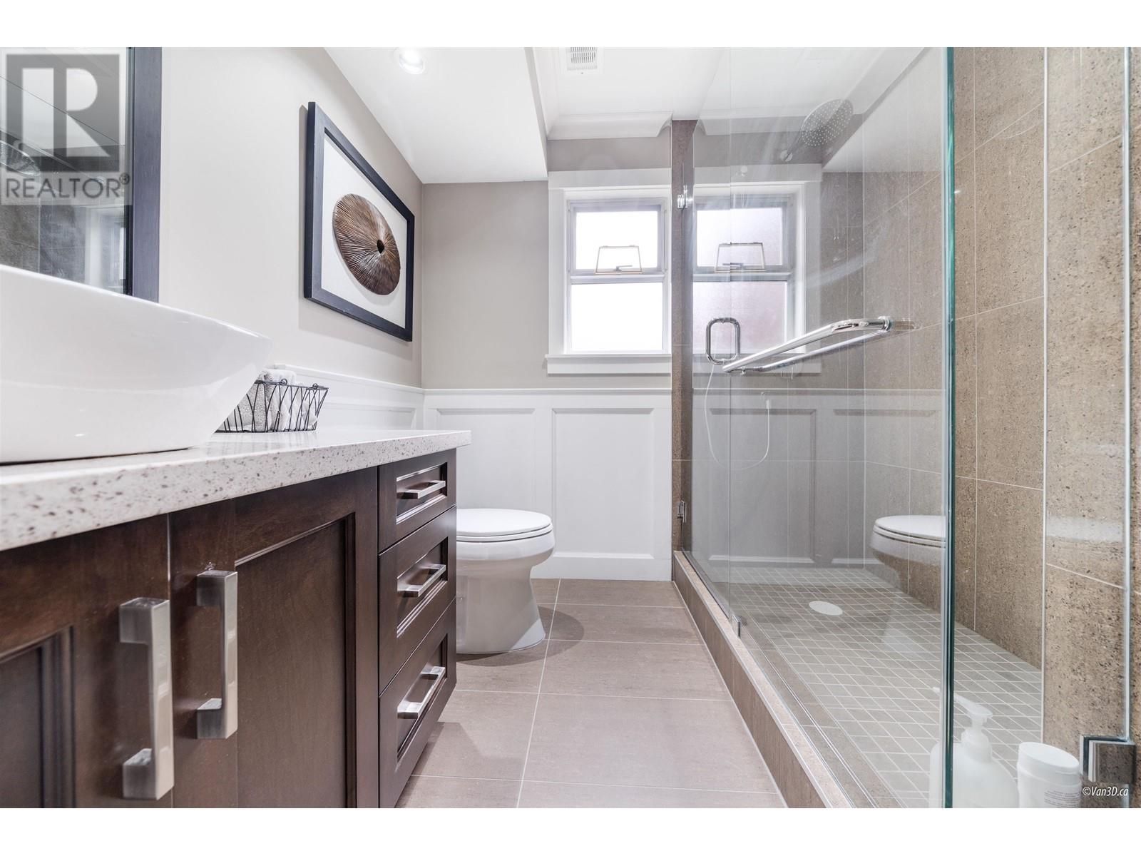 960 GOVERNOR COURT, Port Coquitlam real estate listing R2998833