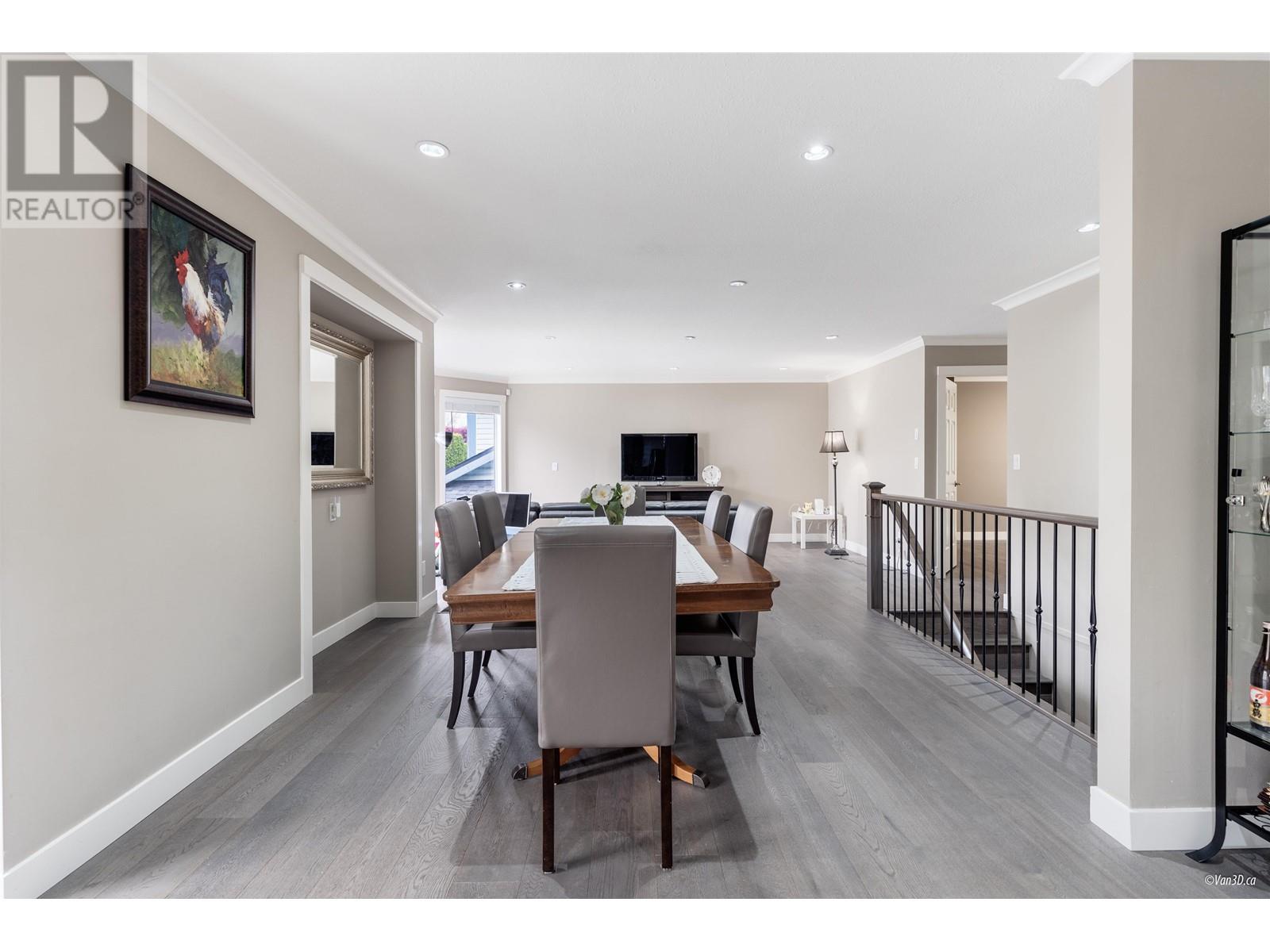 960 GOVERNOR COURT, Port Coquitlam real estate listing R2998833