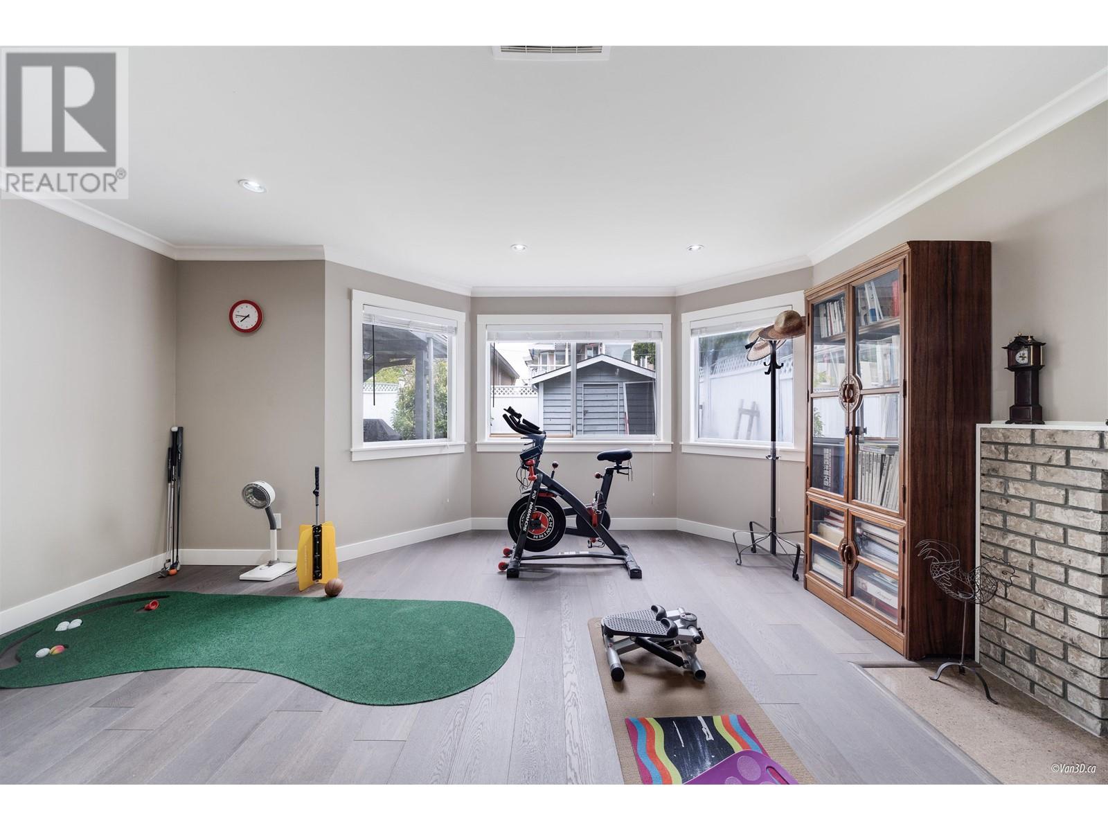 960 GOVERNOR COURT, Port Coquitlam real estate listing R2998833