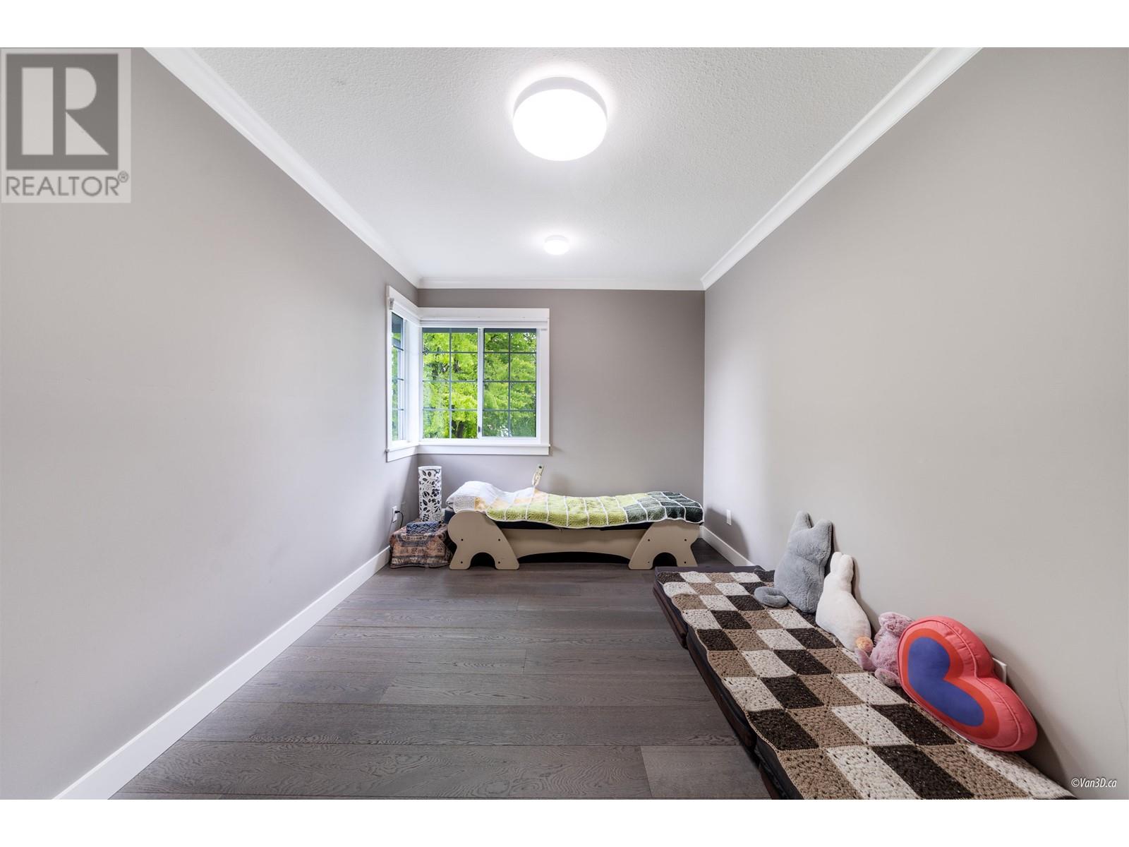 960 GOVERNOR COURT, Port Coquitlam real estate listing R2998833