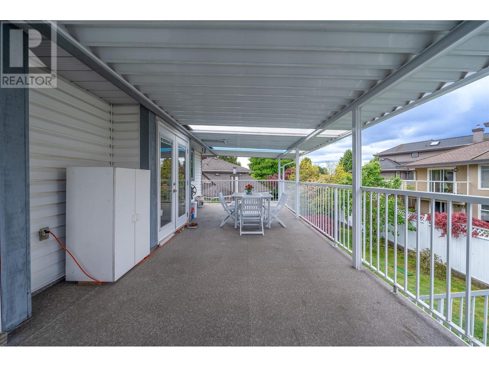 960 GOVERNOR COURT, Port Coquitlam real estate listing R2998833