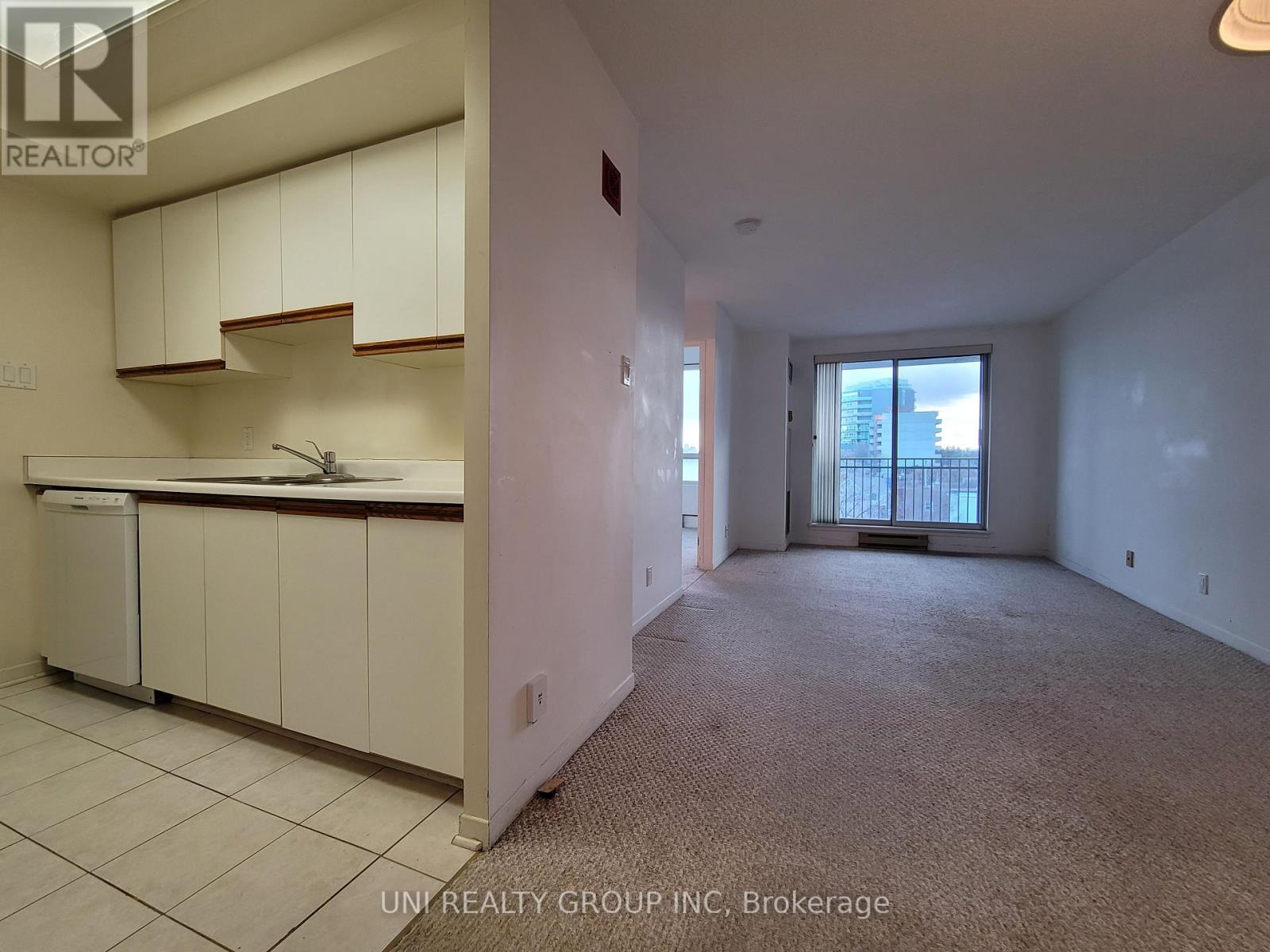 Photo 14 of 510 45 Holland Avenue, Ottawa ON