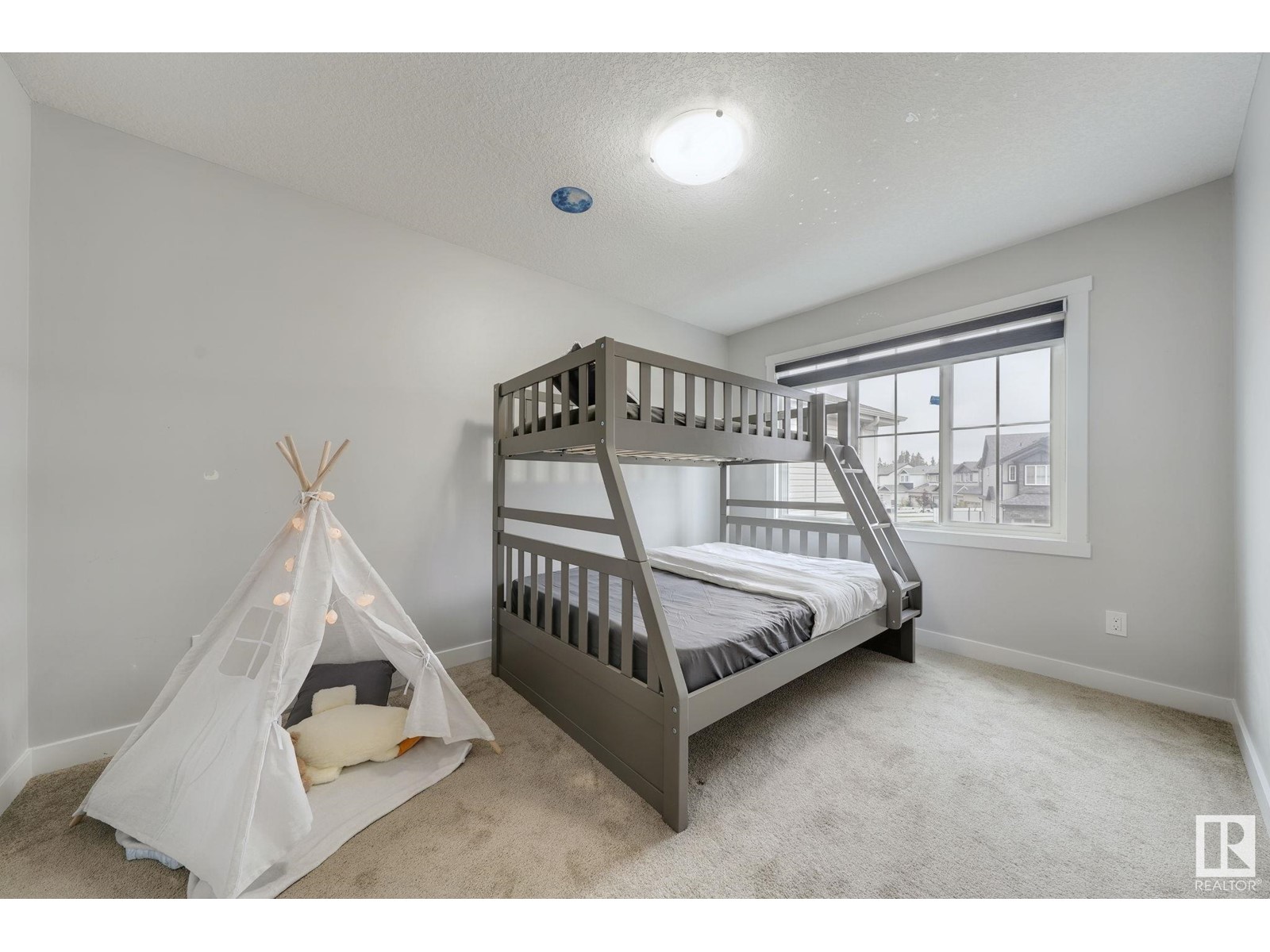 1699 ERKER WY NW, Edmonton