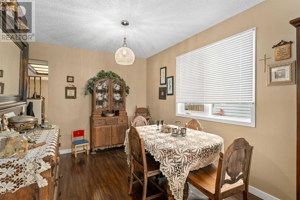 Single Family House Bungalow for Sale in  Deer Ridge Drive SE Deer Ridge Calgary 