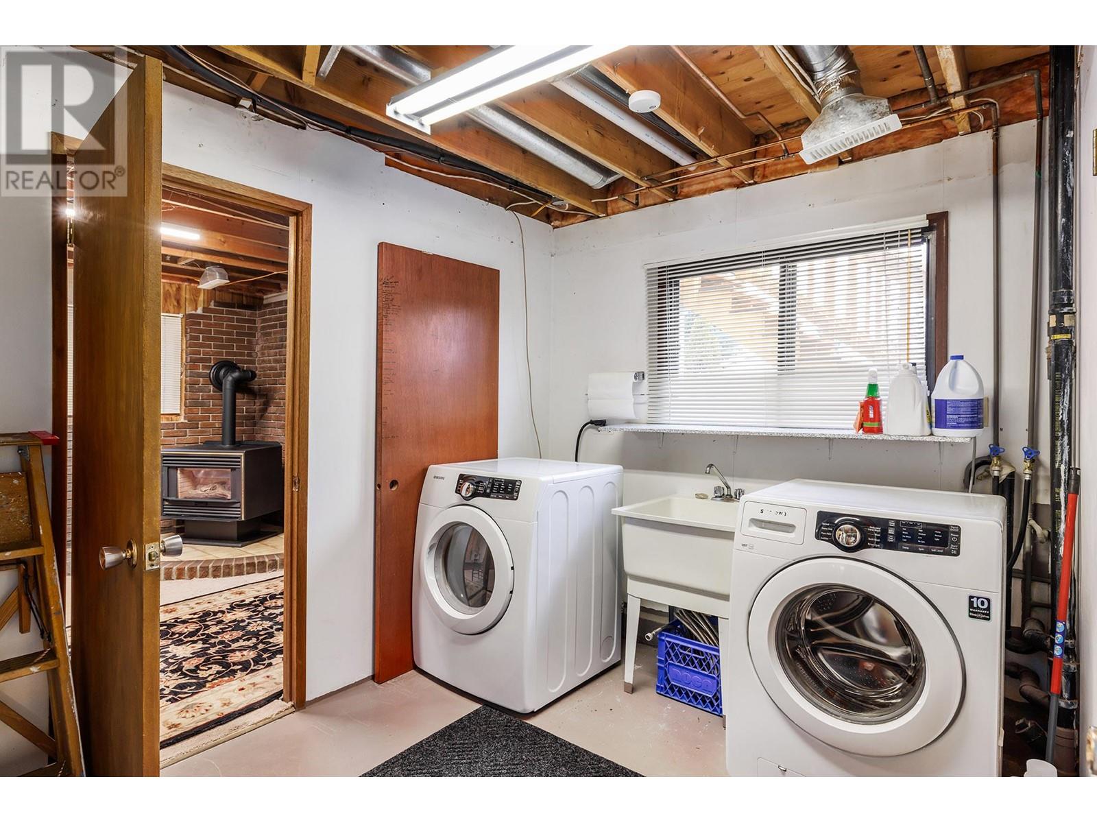  1347 Springfield Road, Kelowna