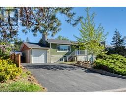  1750 Ridgedale Avenue, Penticton