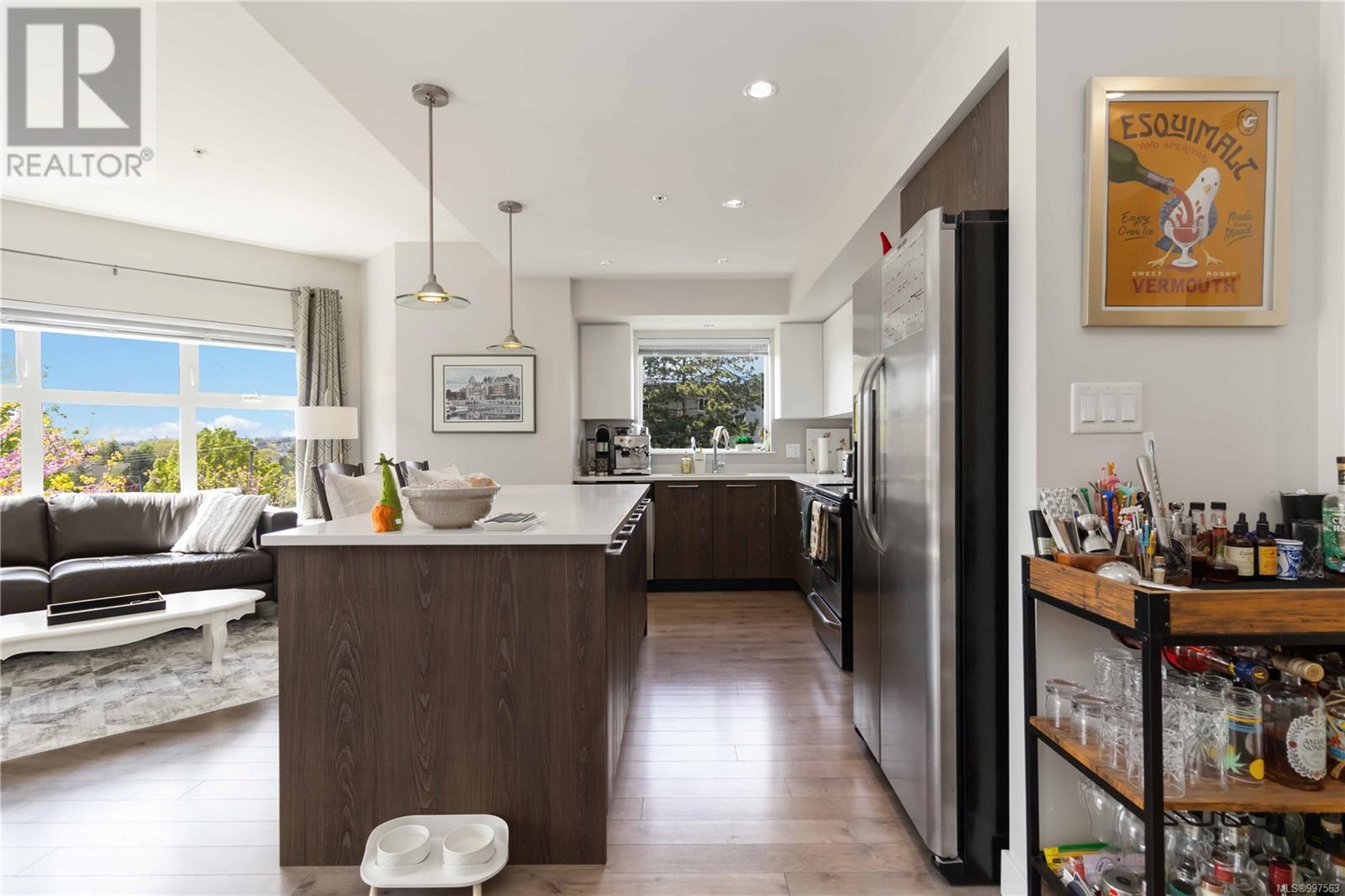 209 1000 Inverness Road, Saanich