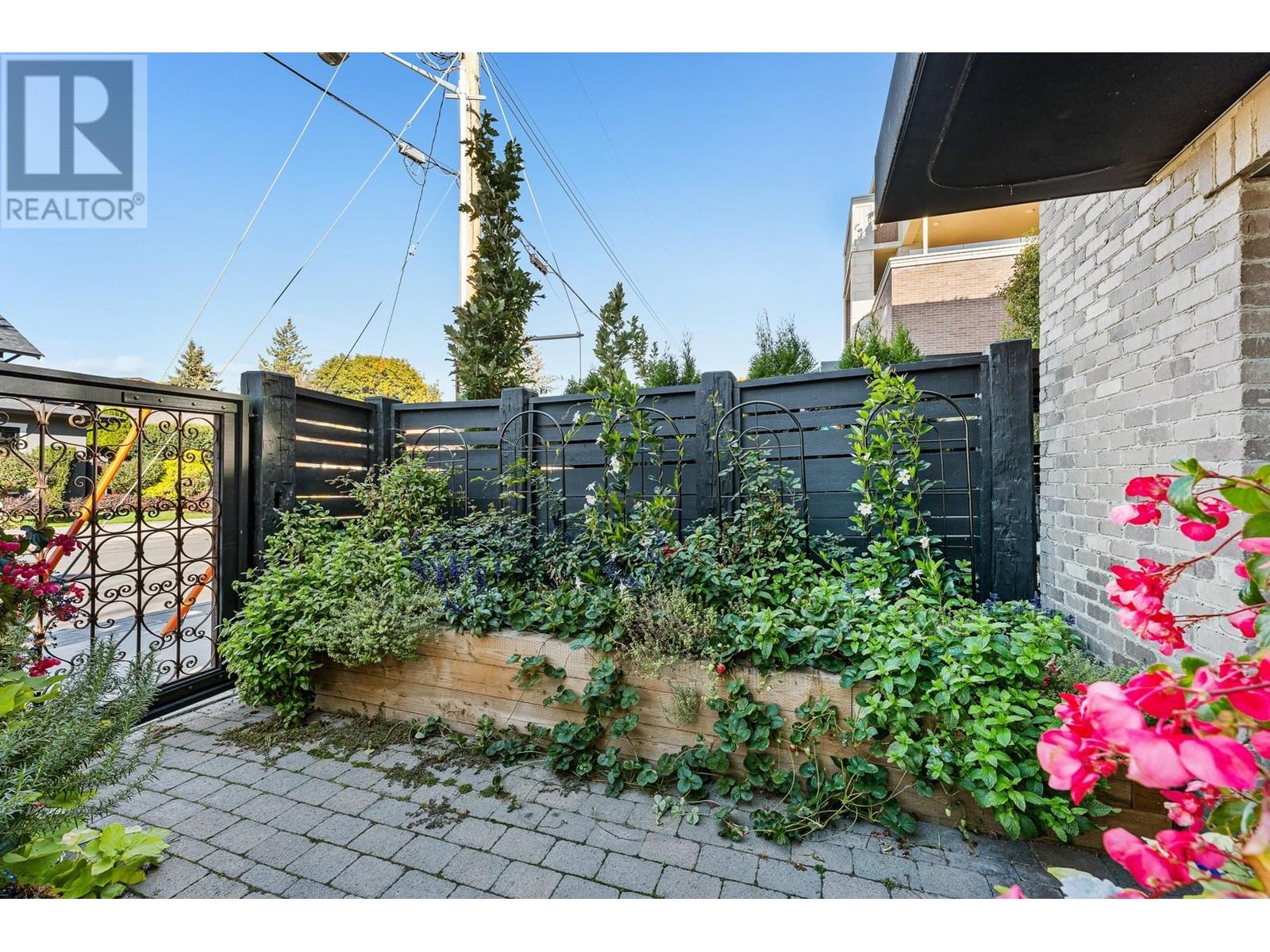  2693 Gore Street, Kelowna