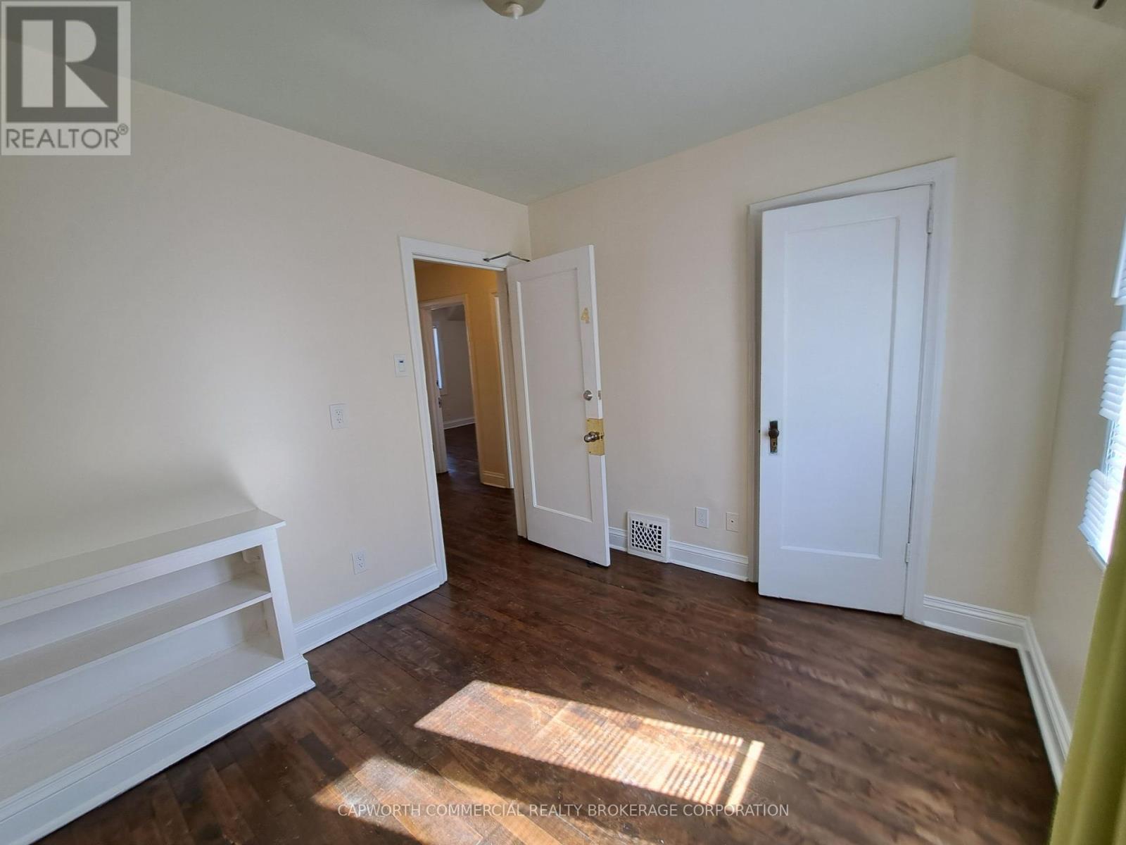 Photo 7 of 251 Bronson Avenue, Ottawa ON