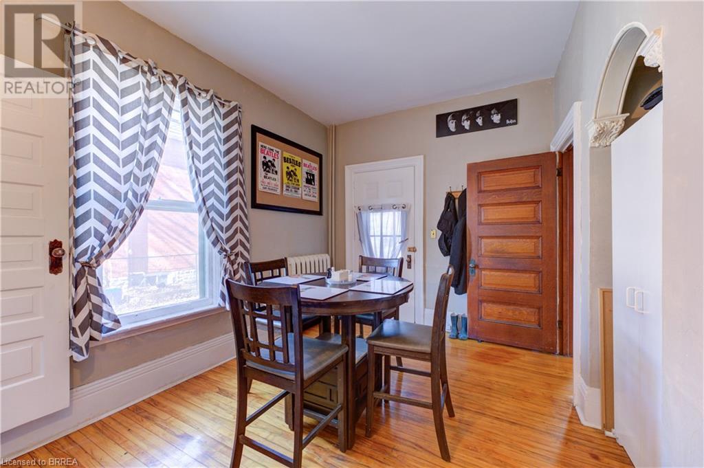 Photo 15 of 111 Erie Avenue, Brantford ON
