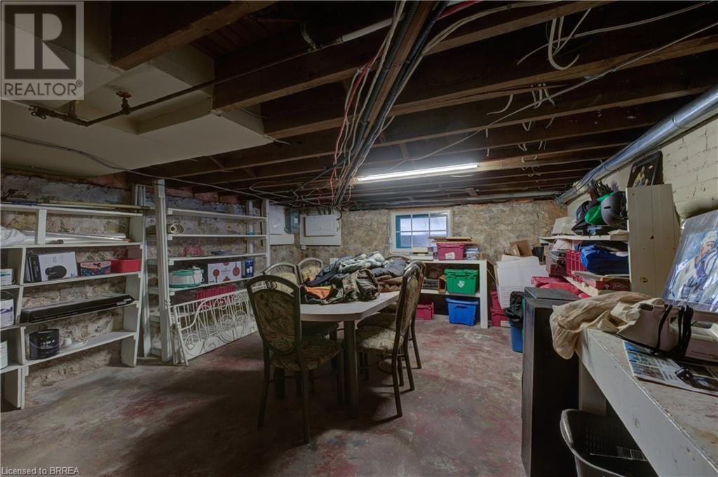 Photo 29 of 111 Erie Avenue, Brantford ON