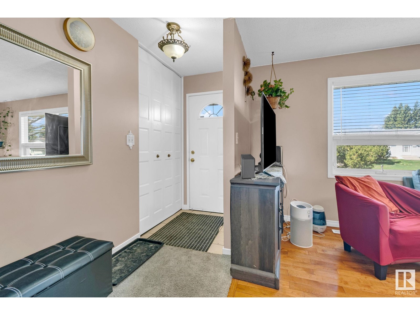 10617 167A AV NW, Edmonton