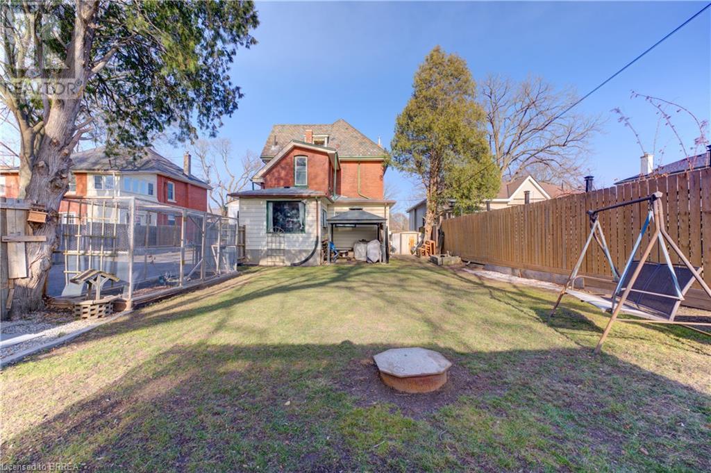 Photo 40 of 111 Erie Avenue, Brantford ON