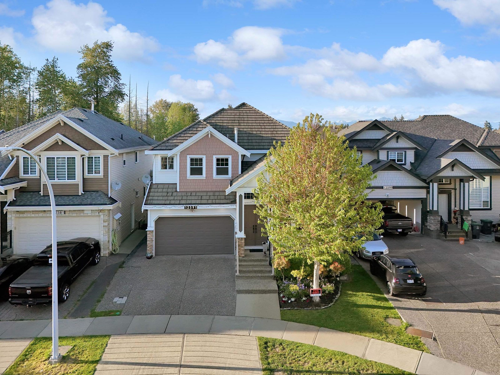 Photo 2 of 12591 66 B Avenue, Surrey BC