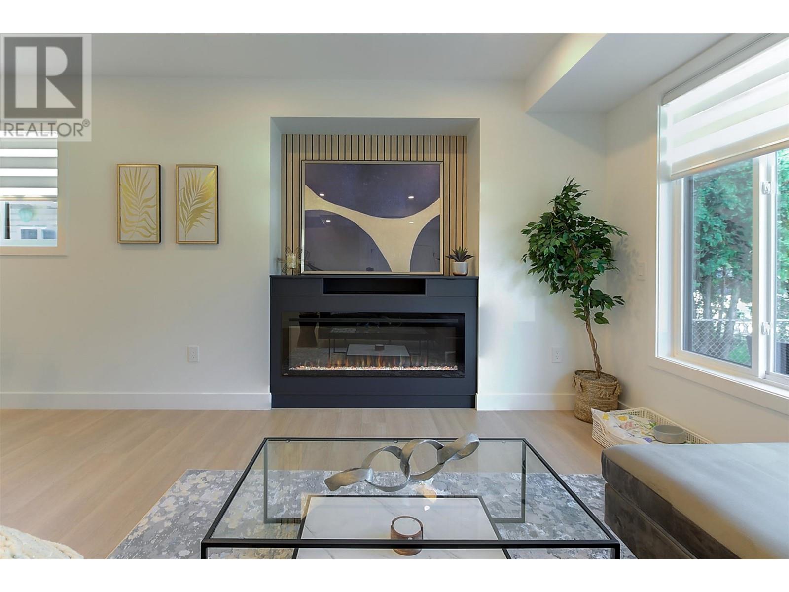 4 787 Lawson Avenue, Kelowna