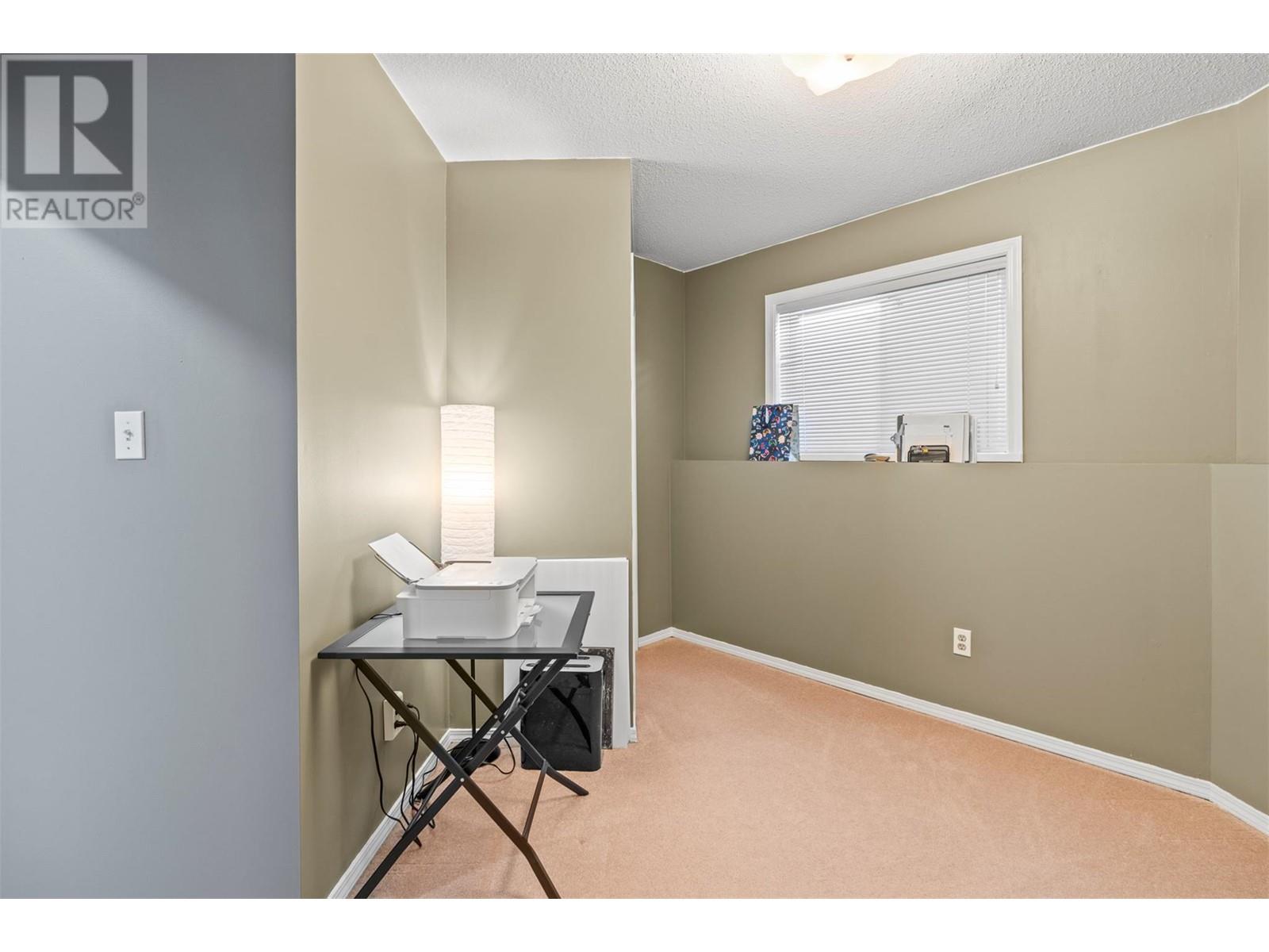 1 4404 Pleasant Valley Road, Vernon