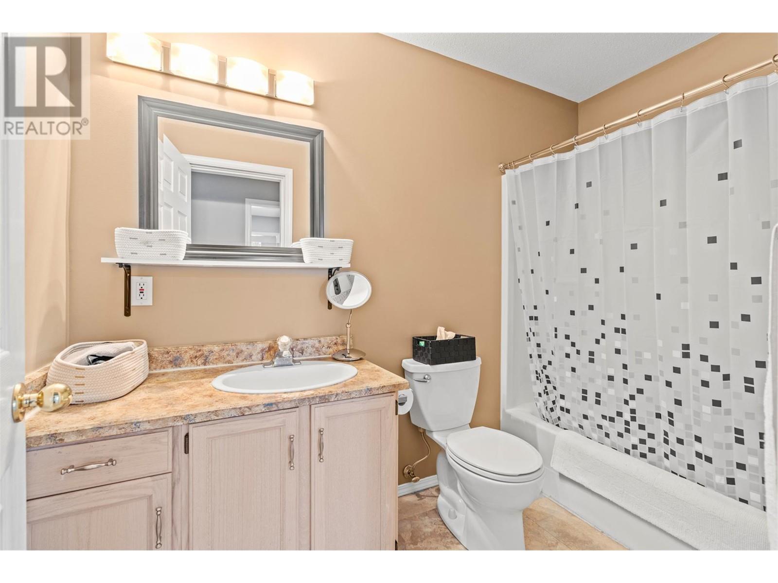 1 4404 Pleasant Valley Road, Vernon