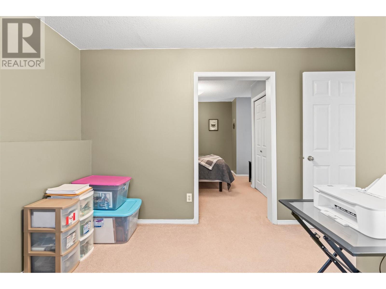 1 4404 Pleasant Valley Road, Vernon