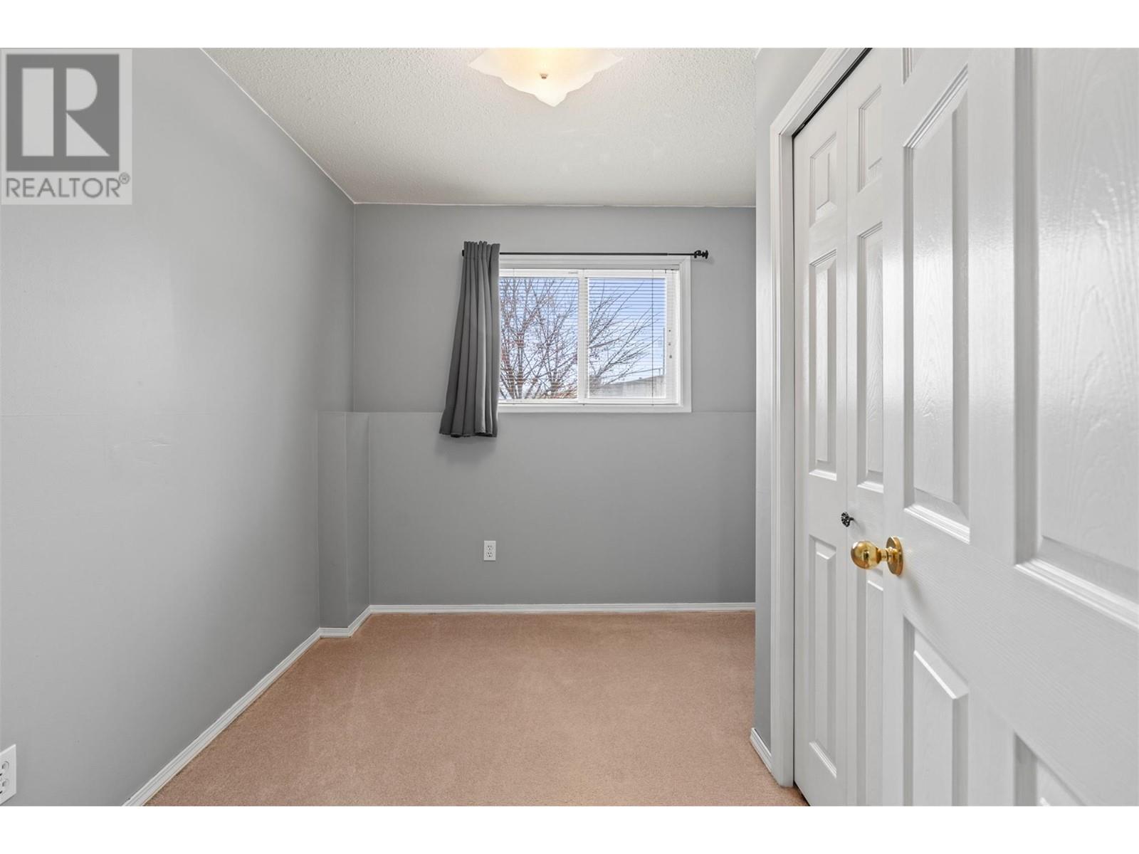 1 4404 Pleasant Valley Road, Vernon