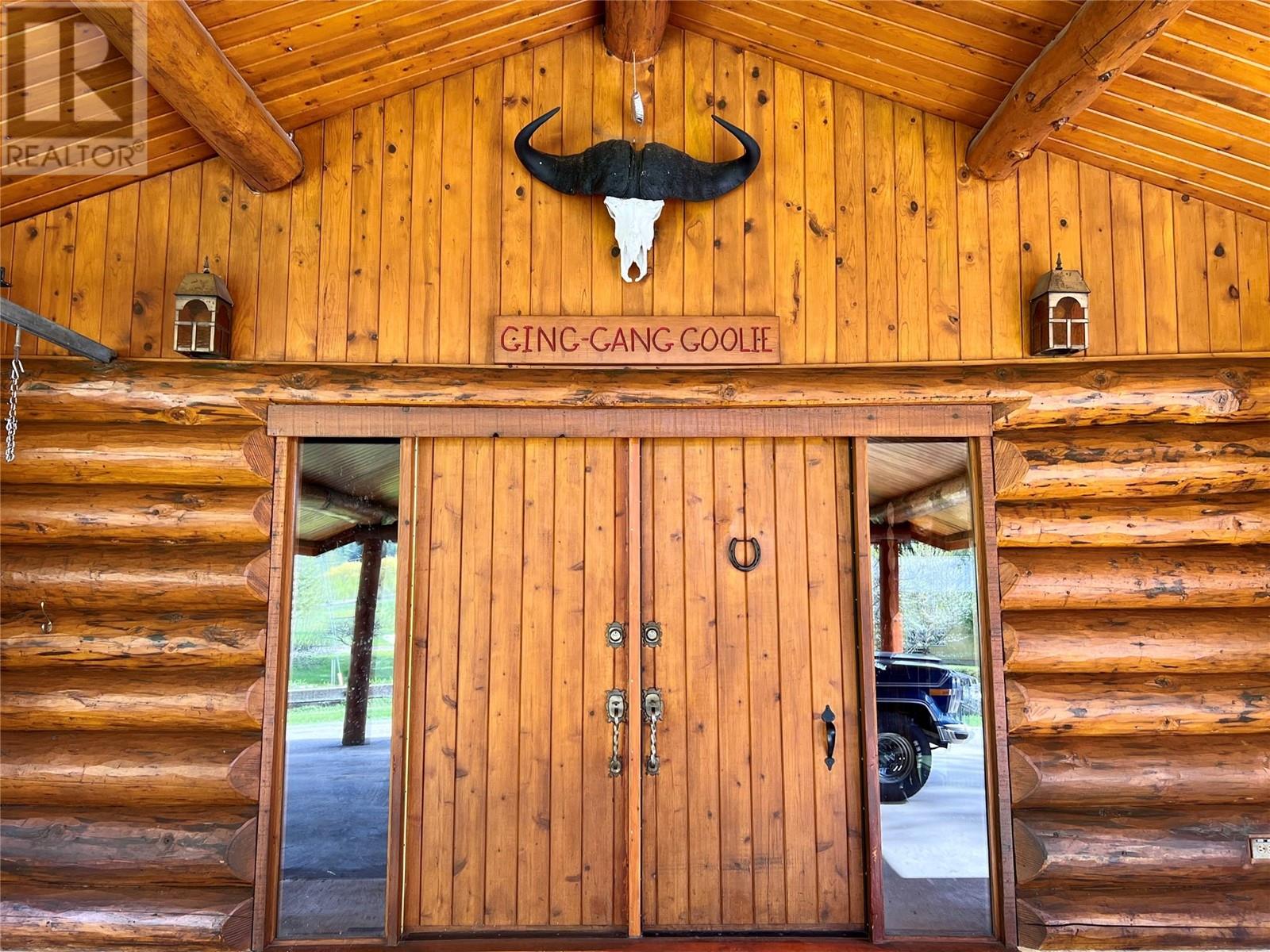 9898 Old Spallumcheen Road, Sicamous