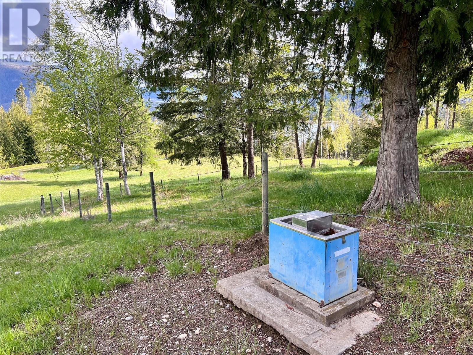 9898 Old Spallumcheen Road, Sicamous
