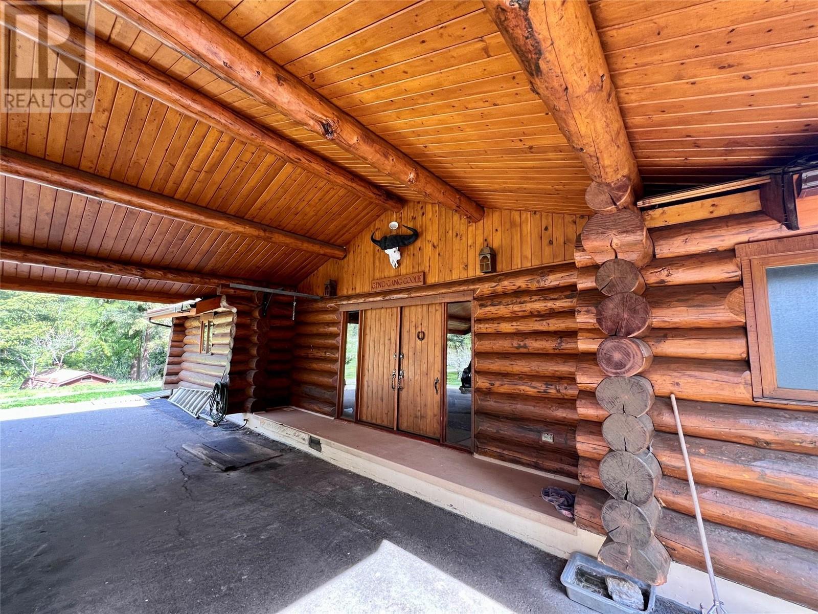 9898 Old Spallumcheen Road, Sicamous