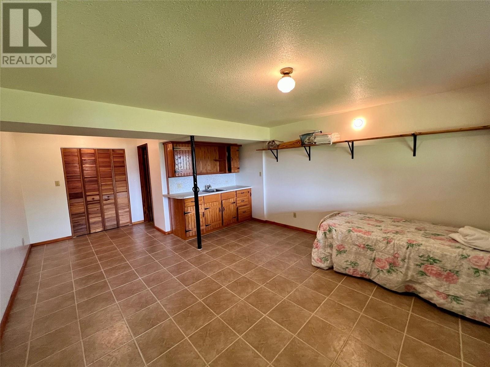 9898 Old Spallumcheen Road, Sicamous